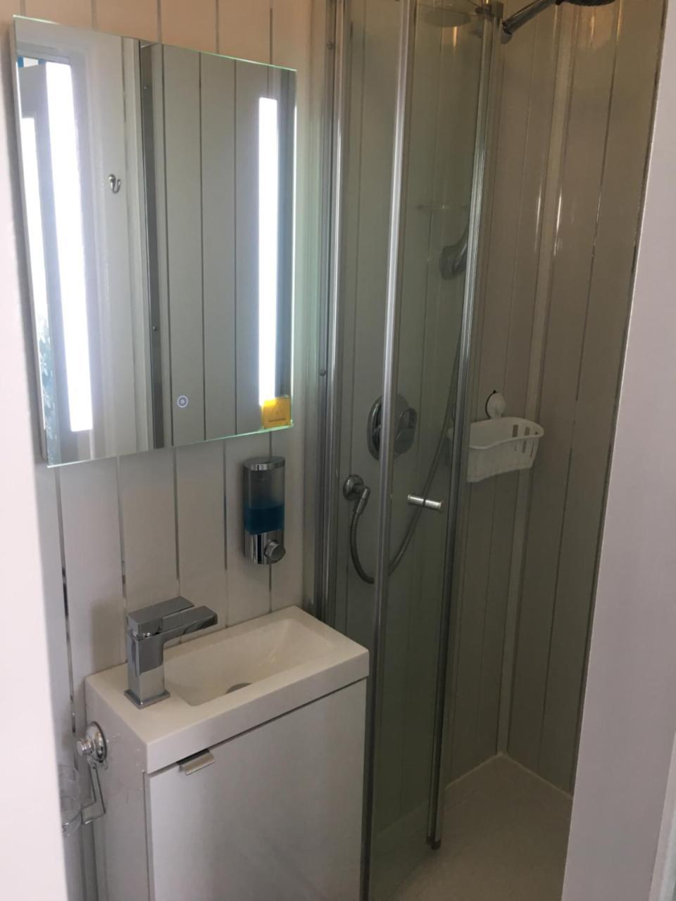Standard Double Room,1612990572:JPEG