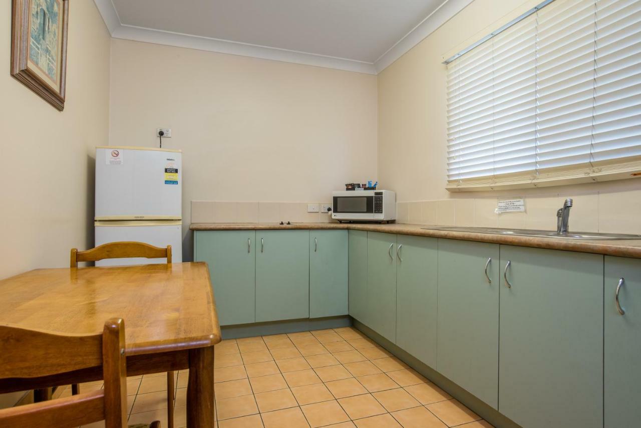 Deluxe King Suite with Kitchen
