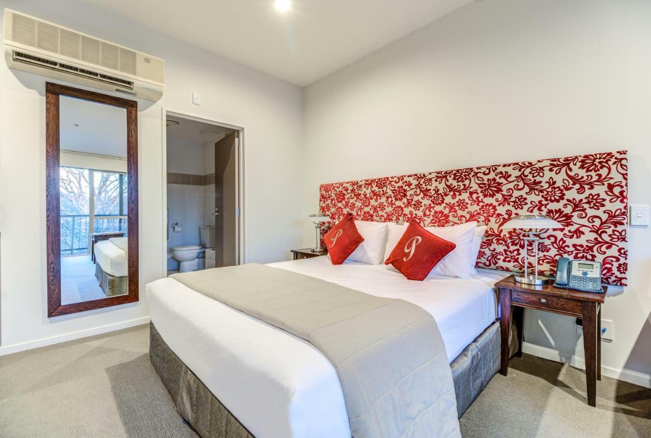 Executive Room,830435630:JPEG