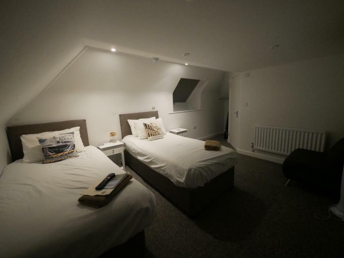 Triple Room with Shower