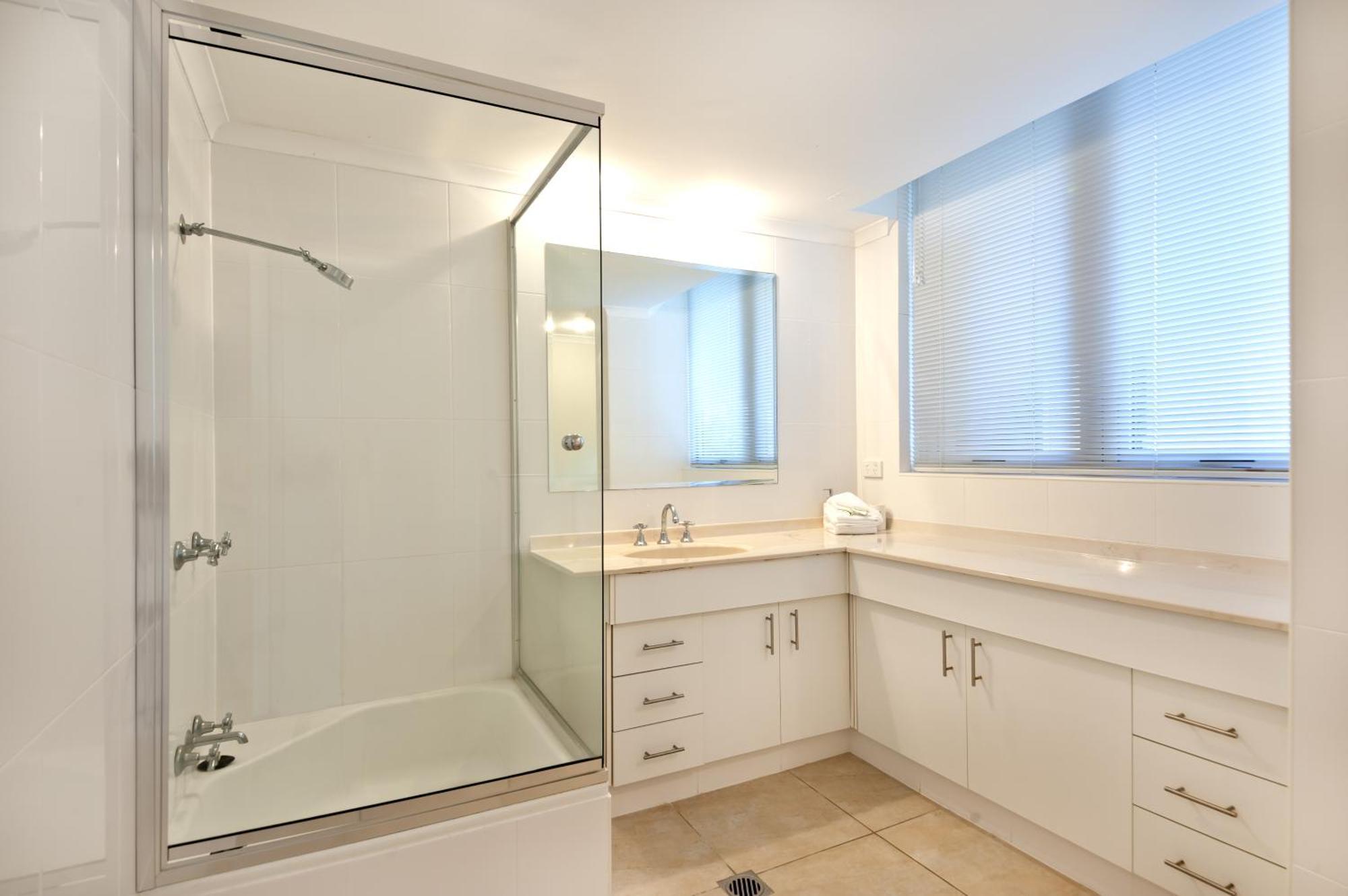 Superior Two-Bedroom Apartment - Ground Floor Ocean View,850347098:JPEG