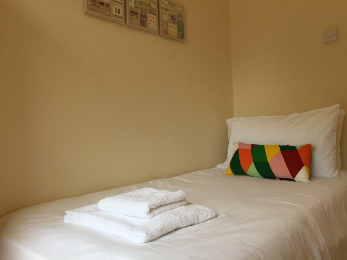 Twin Room with Shared Bathroom