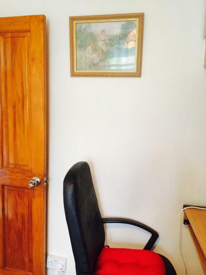 Single Room,855744002:JPEG