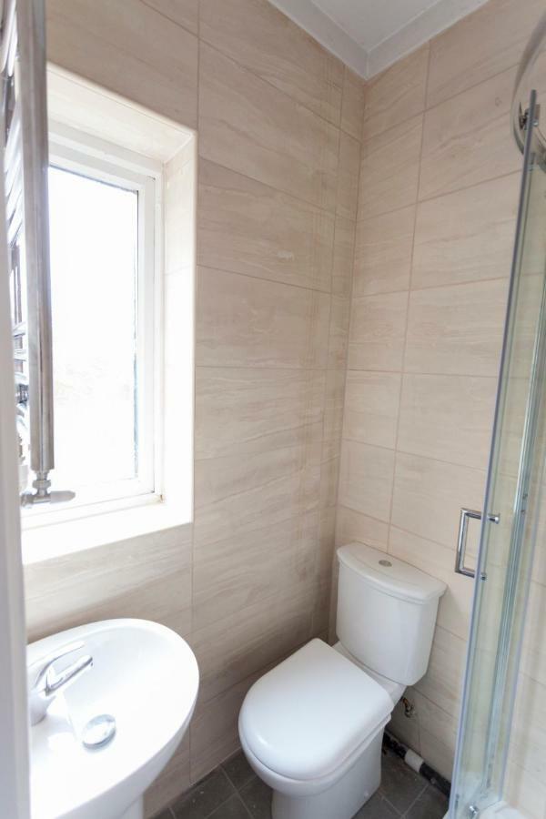 Quadruple Room with Private Bathroom