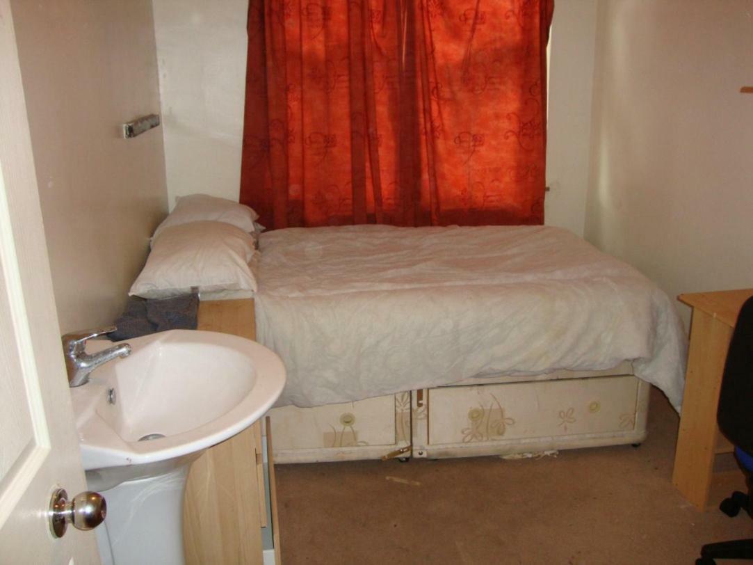 Budget Single Room