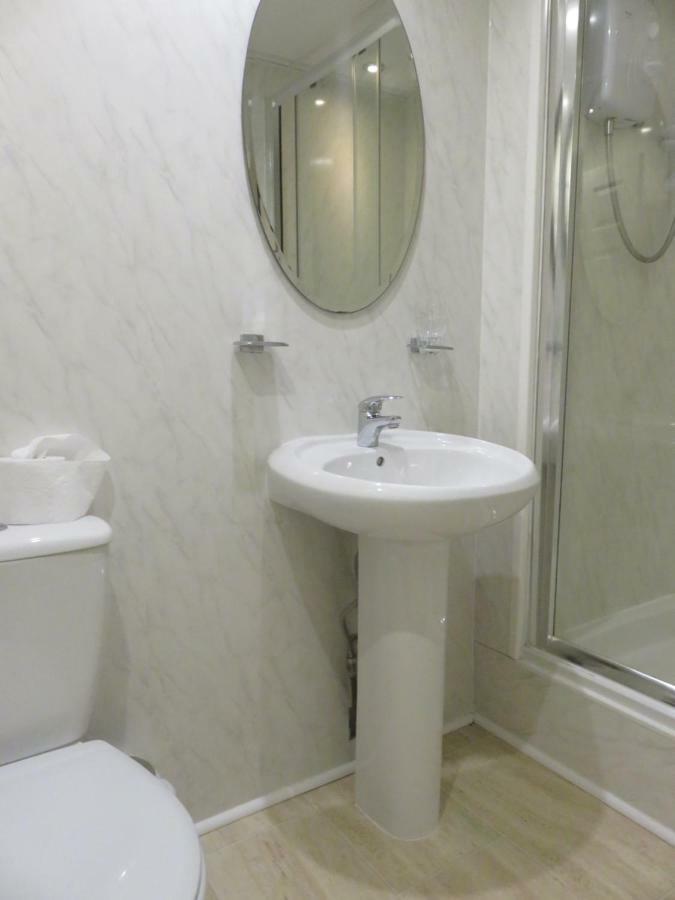 Comfort Triple Room with Shower