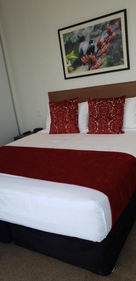 Deluxe Double Room - Non-Smoking,927834589:JPEG