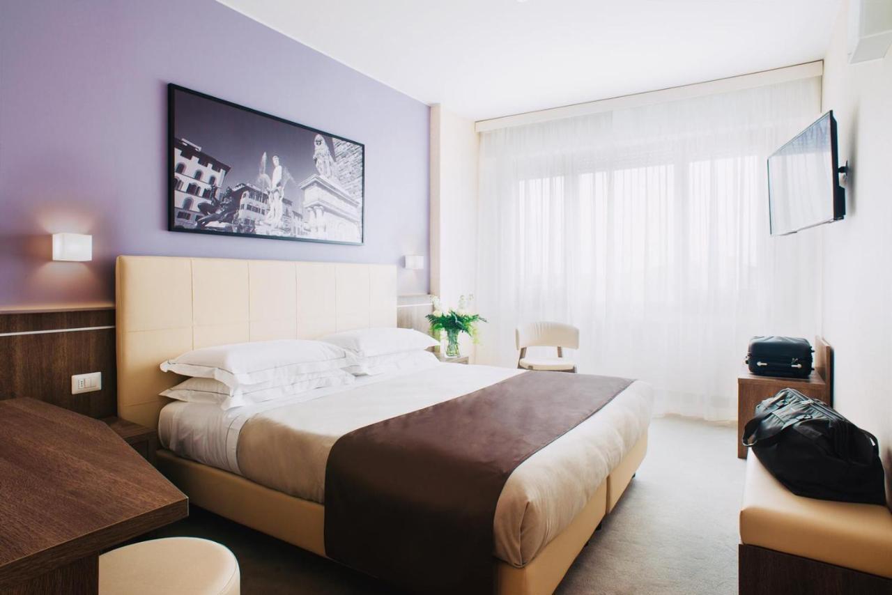 Double Room (1 Adult),942945112:JPEG