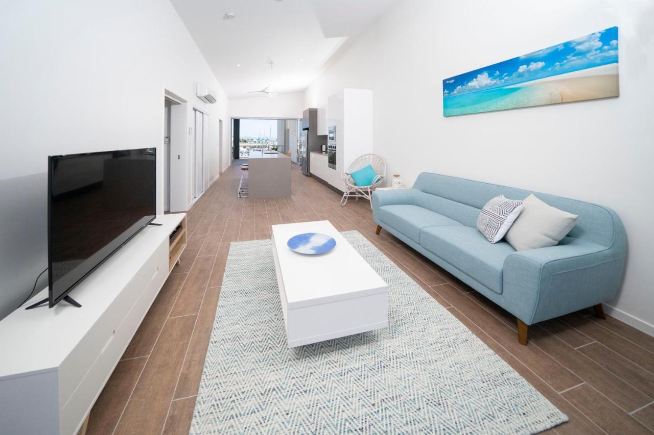 Two-Bedroom Apartment with Harbour View