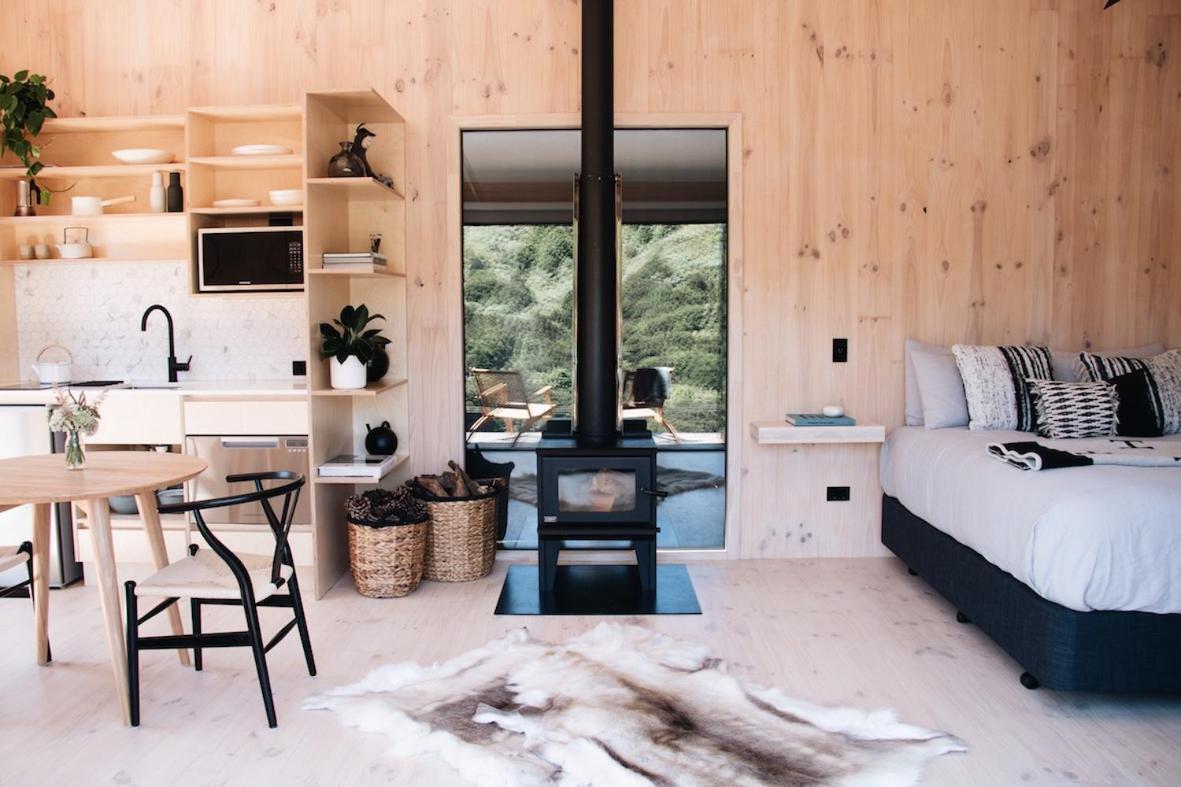 Deluxe King Studio,962205097:JPEG