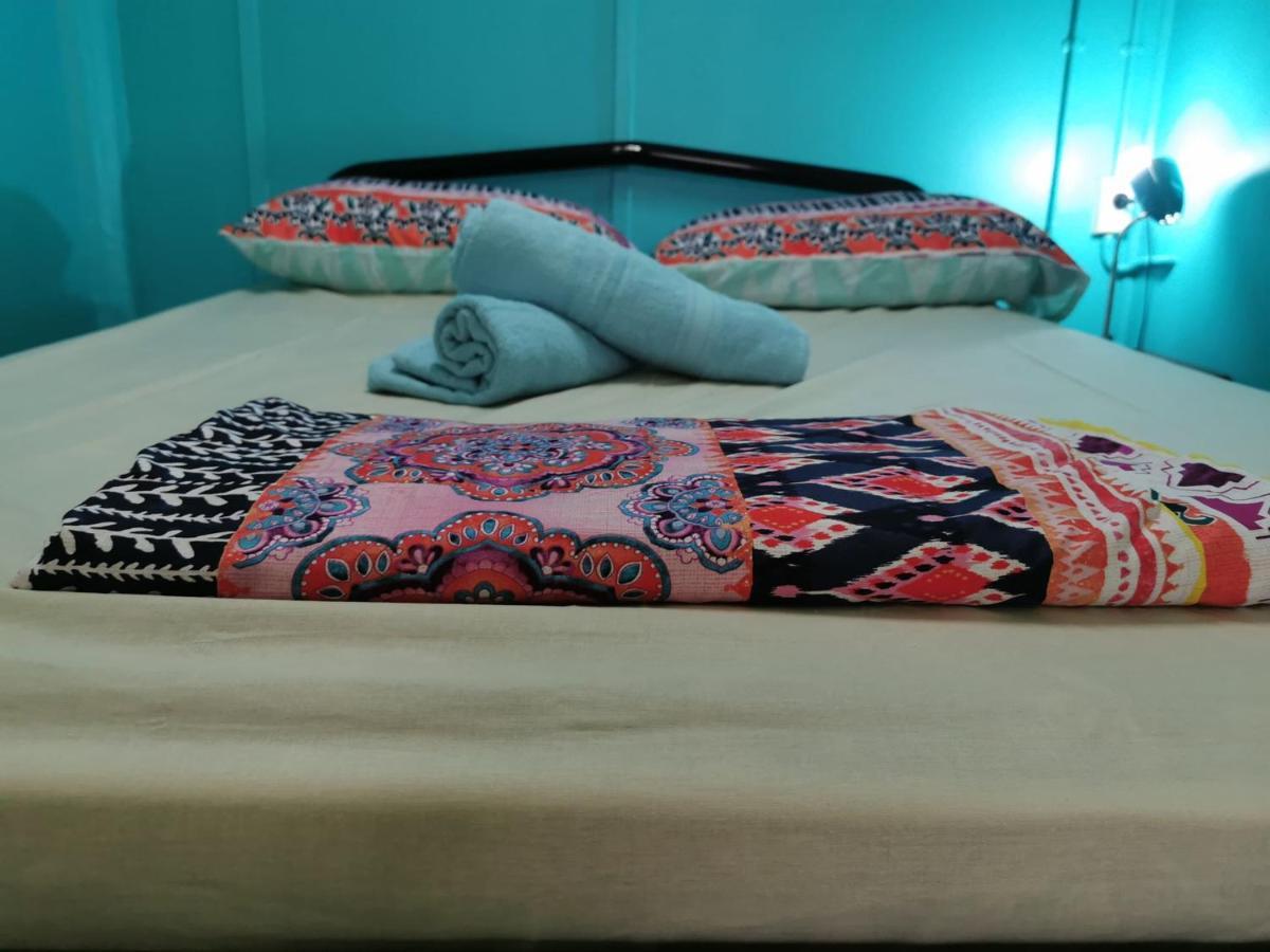 Single Room - 18 to 35 years old