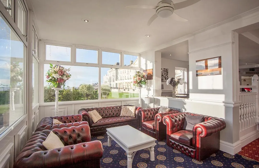 The Royal Hotel-1