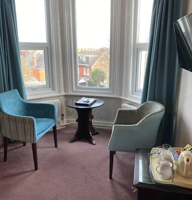 The Kingswood Guest House - Adult Only-1