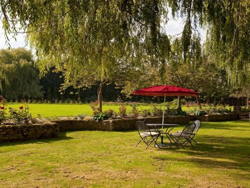 Cherbridge Lodges - Riverside Lodges, Short Lets-1