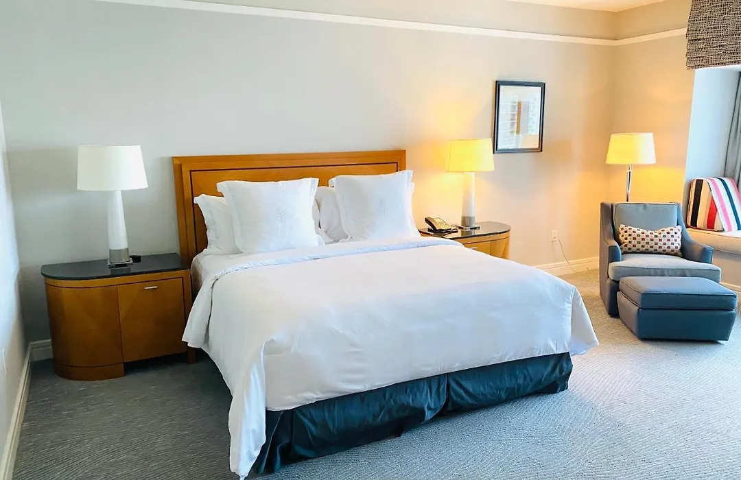 Private Condo Hotel At Four Seasons Brickell-1
