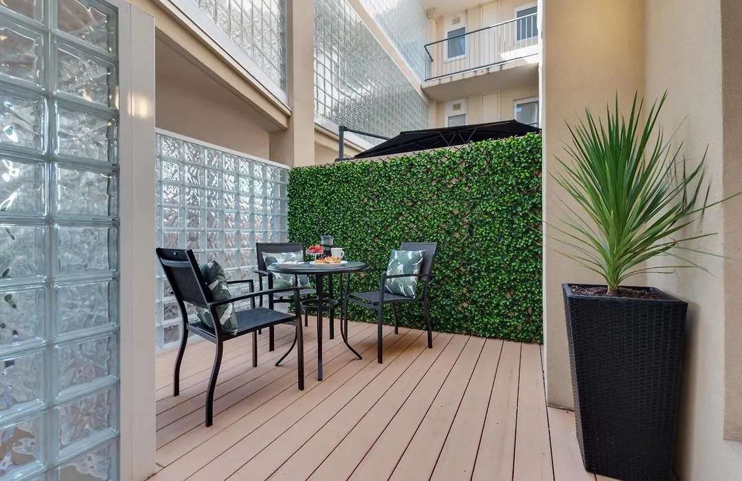 The Peninsula Riverside Serviced Apartments-1
