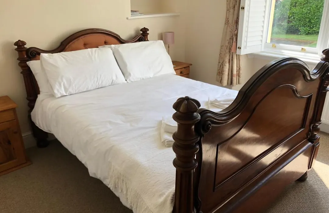 Giltar Grove Country House-1