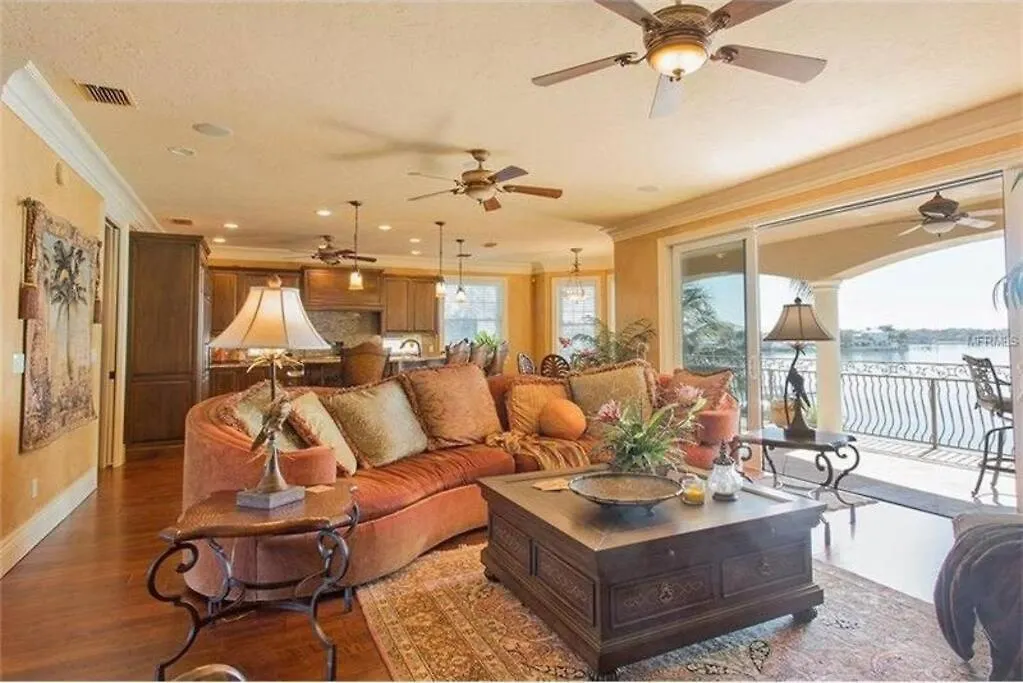 Large Mediterranean Oasis - Water Views & Pool-1