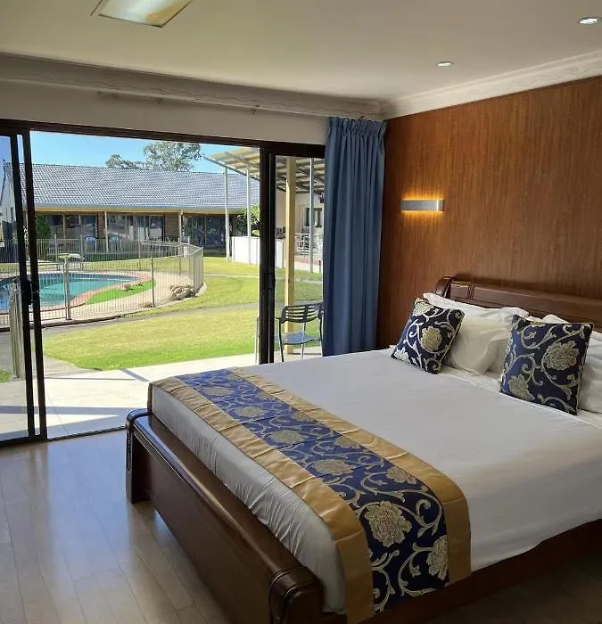 Oxley Motor Inn-1
