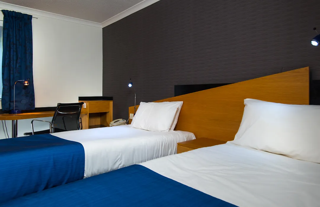 Holiday Inn Express Manchester East By Ihg-1