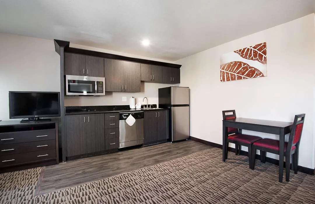 Hawthorn Suites Las Vegas-1