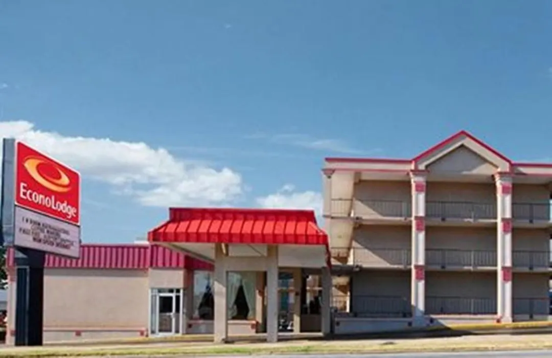 Econo Lodge Atlanta College Park-1