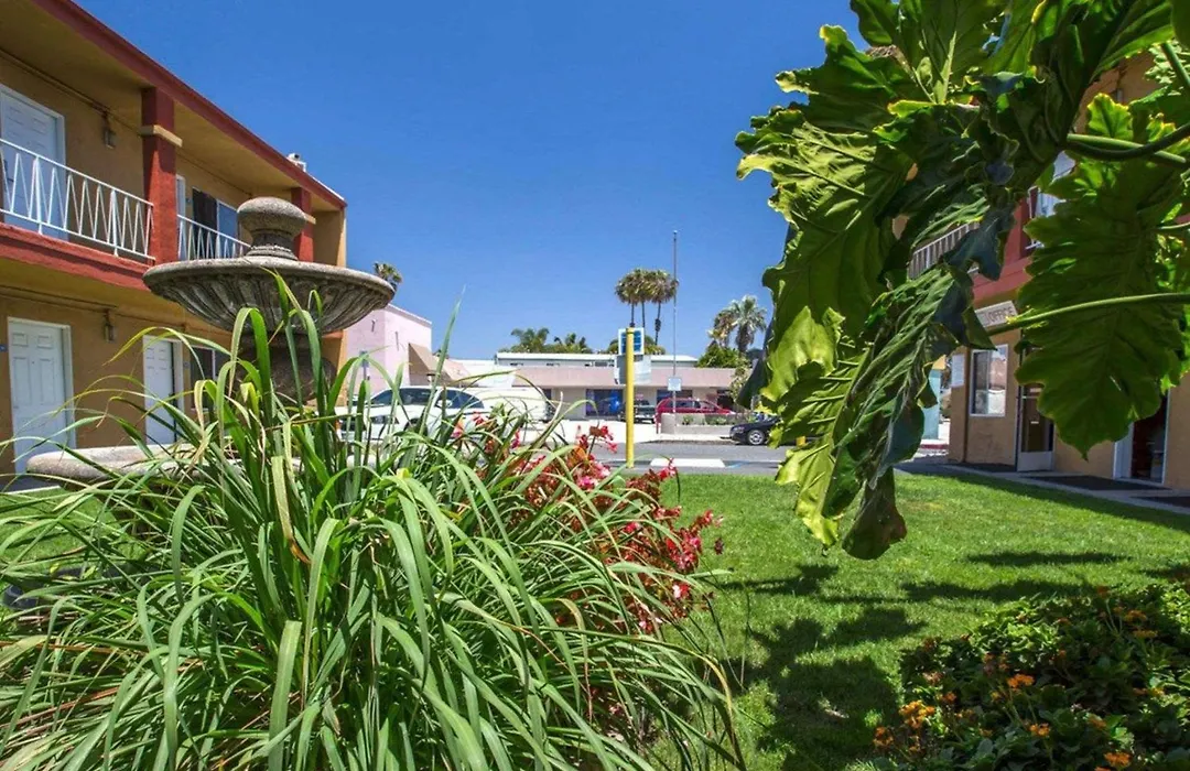 Rodeway Inn Near Venice Beach-1