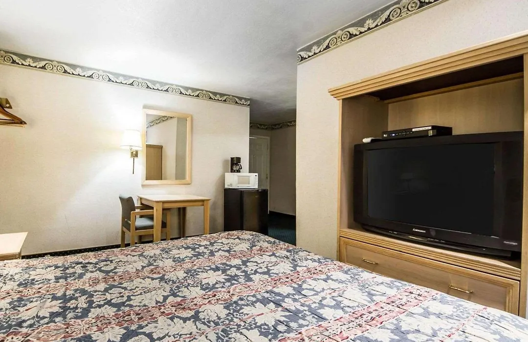 Rodeway Inn Monterey Near Fairgrounds-1