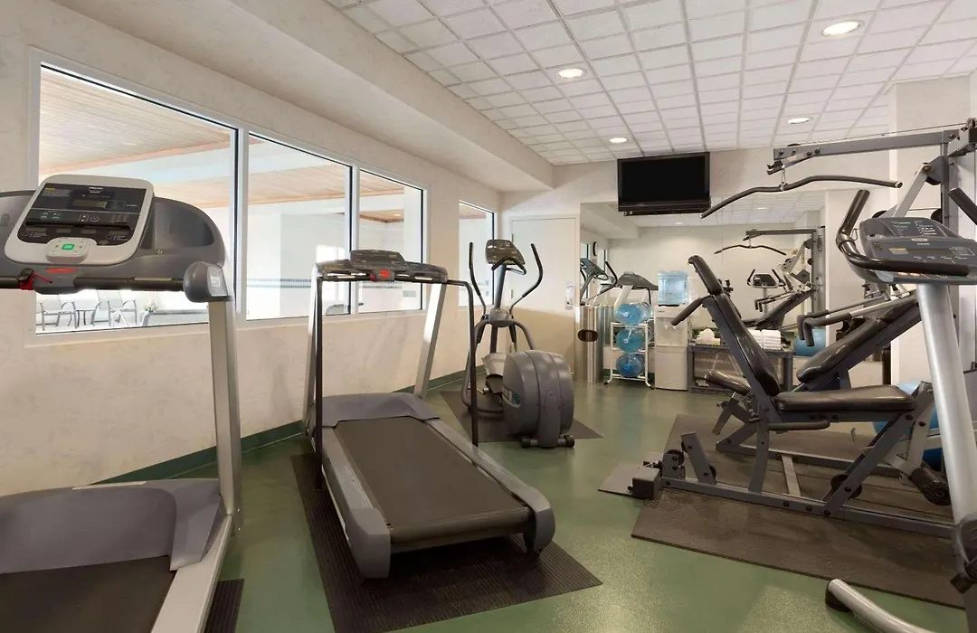 Country Inn & Suites By Radisson, Calgary-Northeast-1
