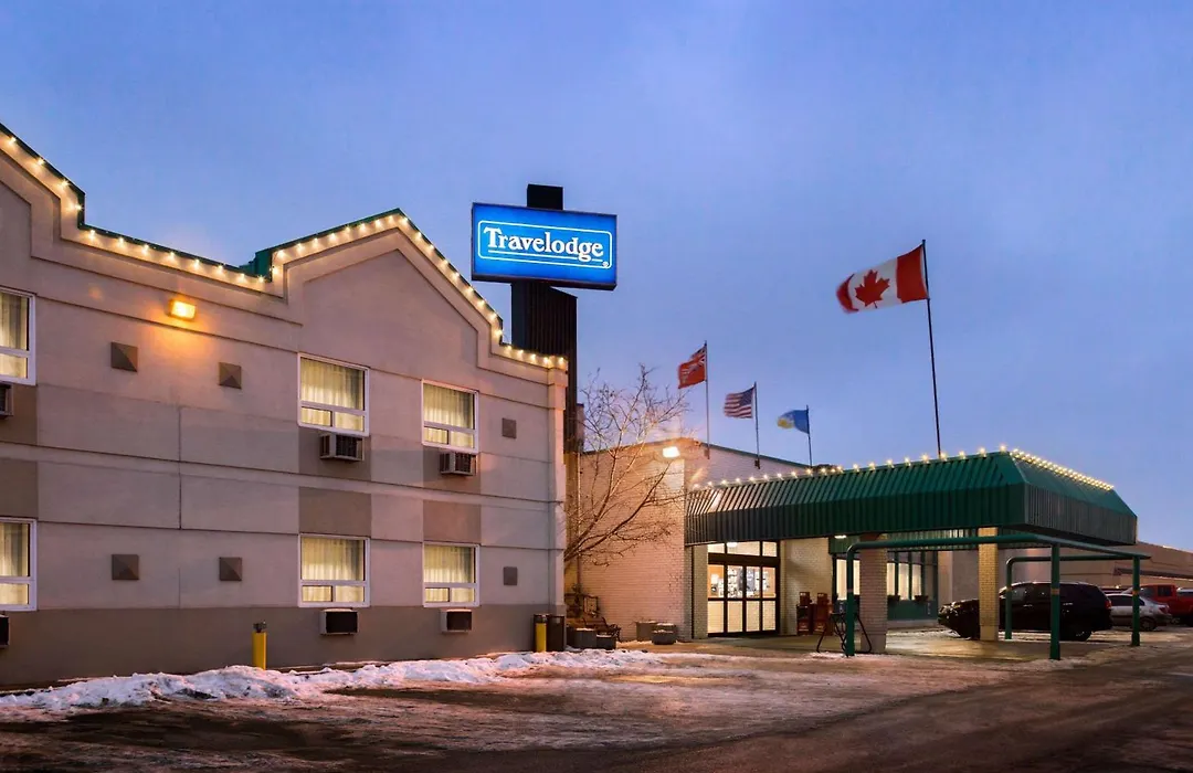Travelodge By Wyndham Winnipeg East-1