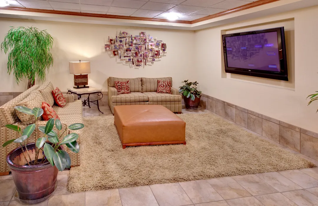 Candlewood Suites Omaha Airport-1