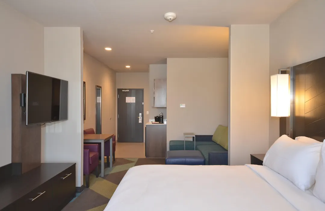 Holiday Inn Express & Suites Oklahoma City Mid - Arpt Area By Ihg-1