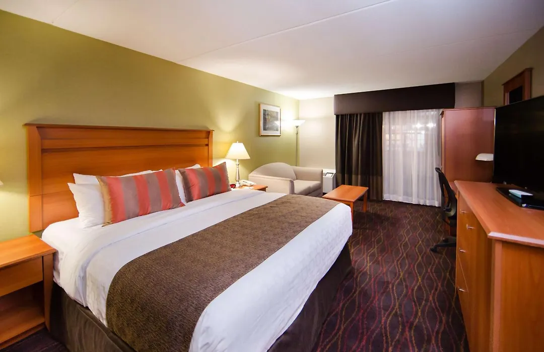 Best Western Plus Ottawa Kanata Hotel And Conference Centre-1