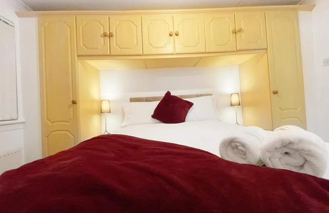 Cozy Nights Svp Detached House-1