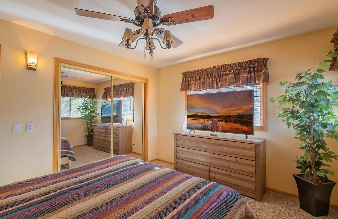 Stony Creek Cabin - Gorgeous Home In The Eagle Mountain Estates-1
