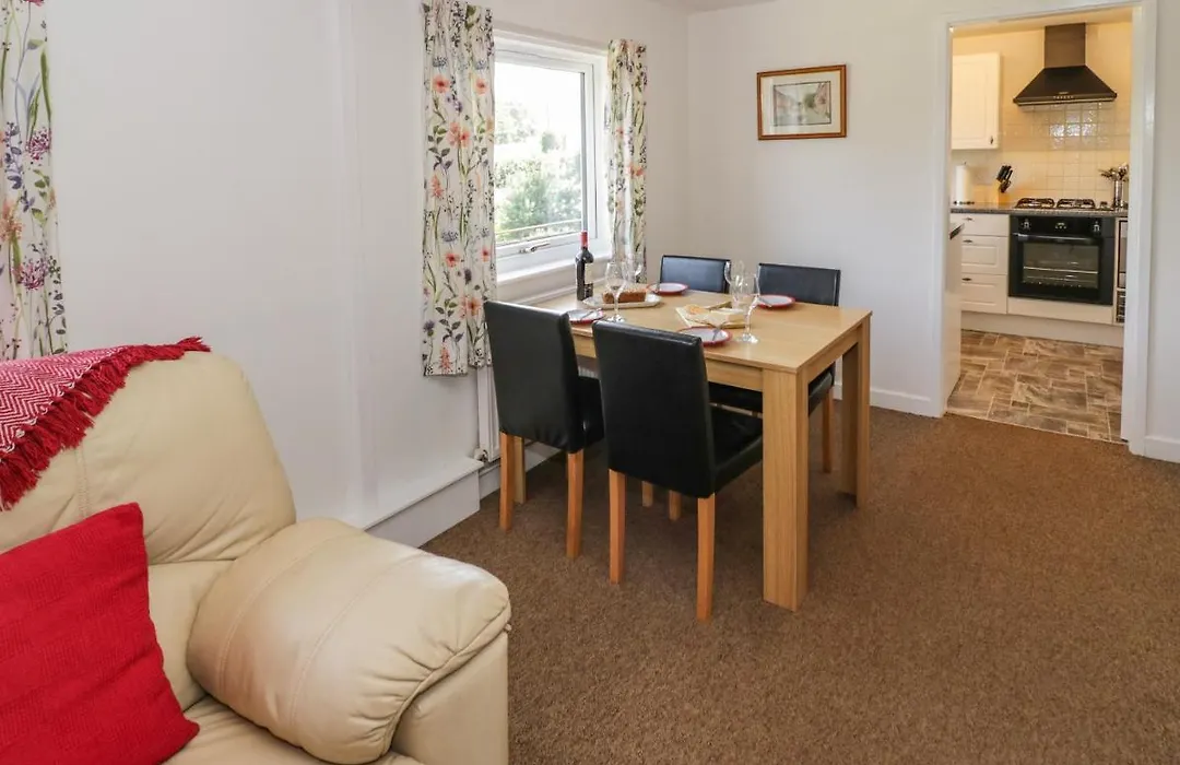 3 Oaks Lodge-1