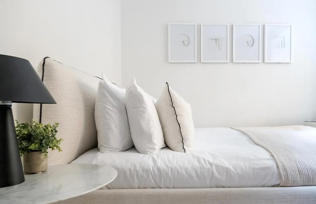 Luxury Central Mayfair Townhouse With Ac 3Br 3Ba-1