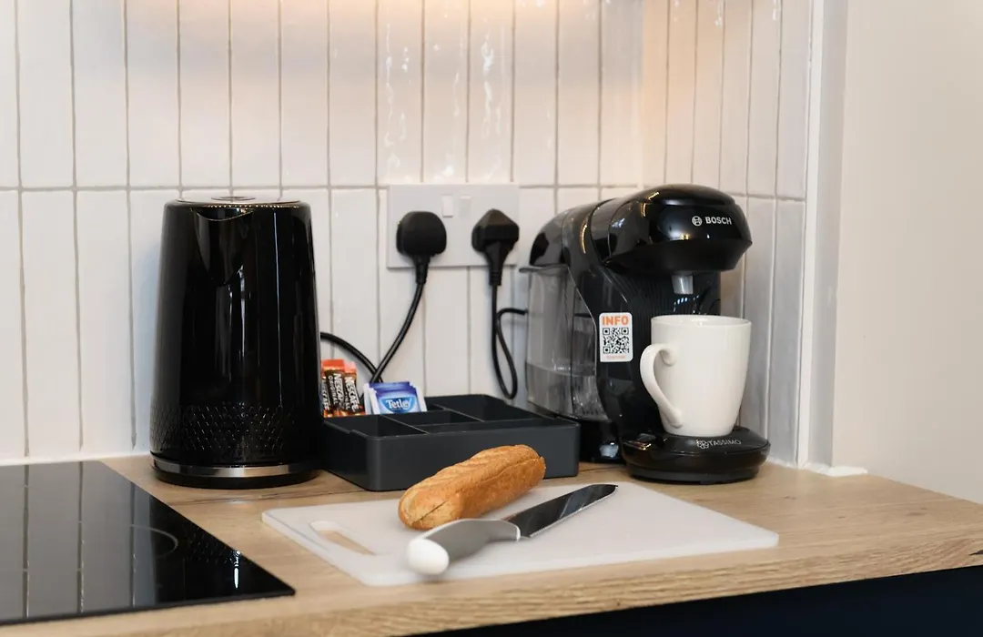 Benjamin Suite - Modern 3Br Apartment With Parking & Wifi-1