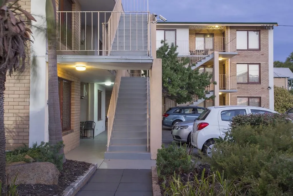 Burswood Lodge Apartments-1