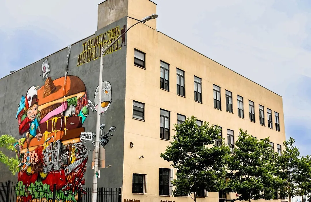 Ny Moore Hostel-1
