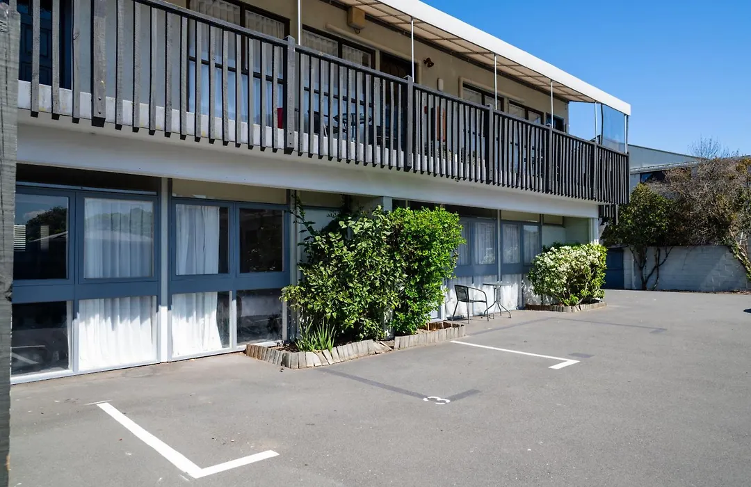 Merivale Court Motel-1
