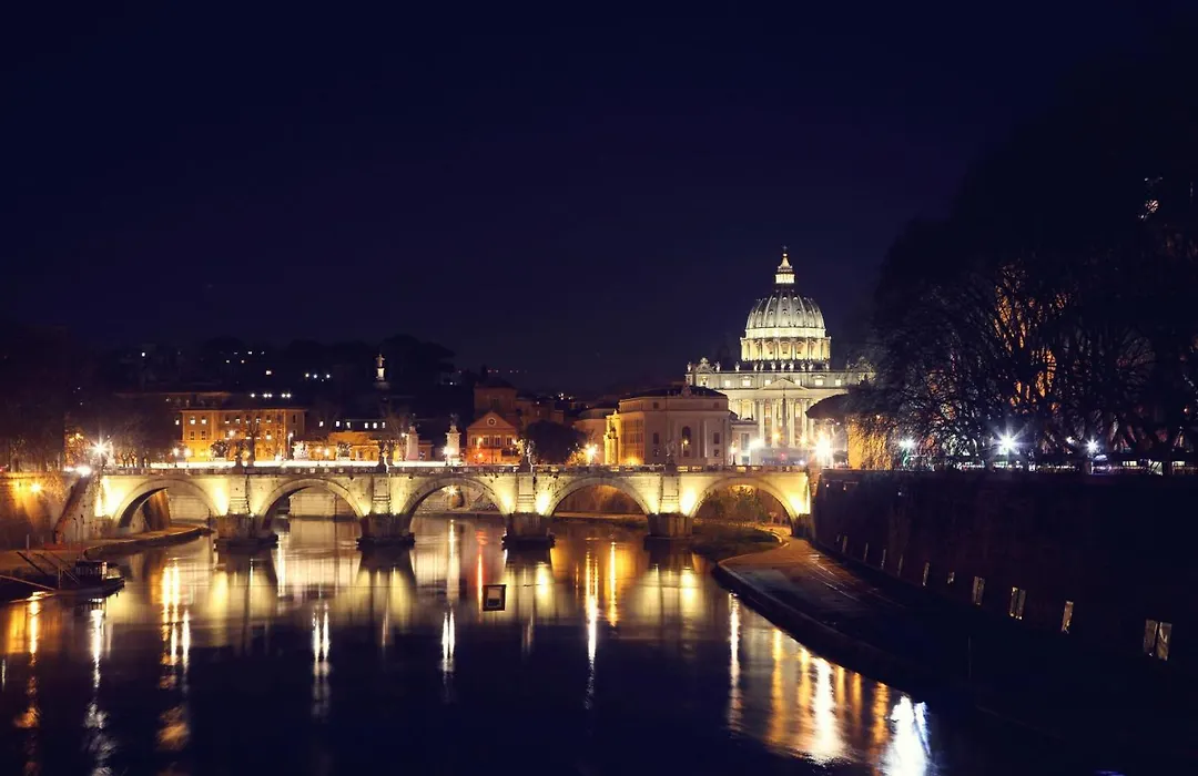 Vatican Green Garden-1