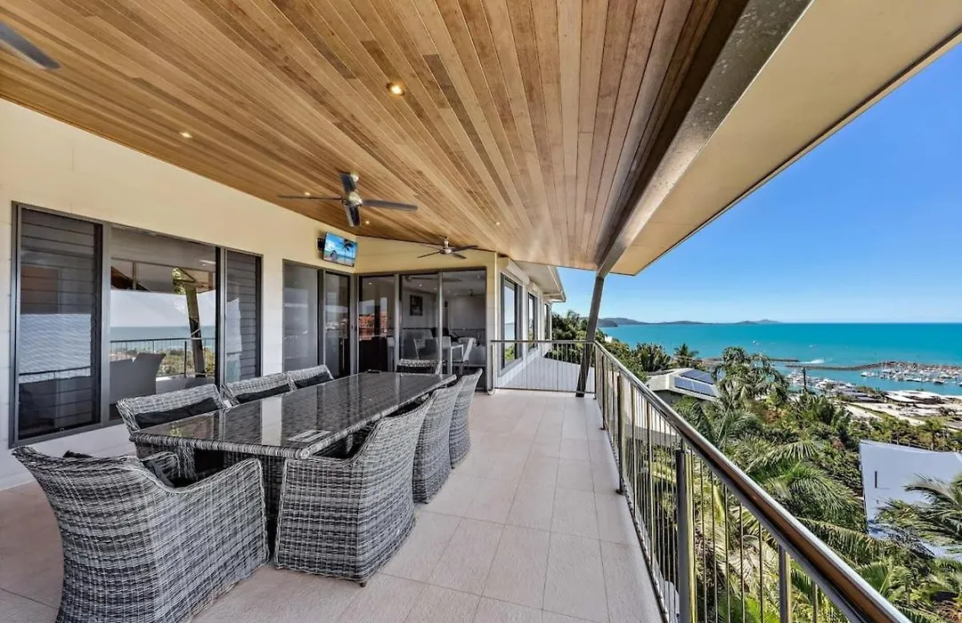 15 Kara - Luxurious Home With Million Dollar Views-1