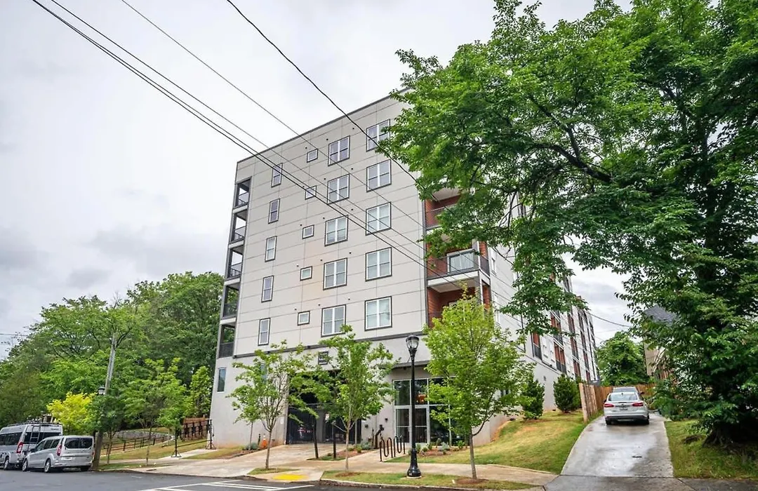 Downtown New-Built Roof-Top Balcony City View 525Pkwy502-1