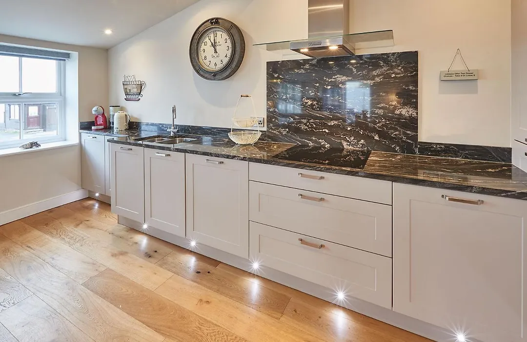 Turnstone Cottage-1