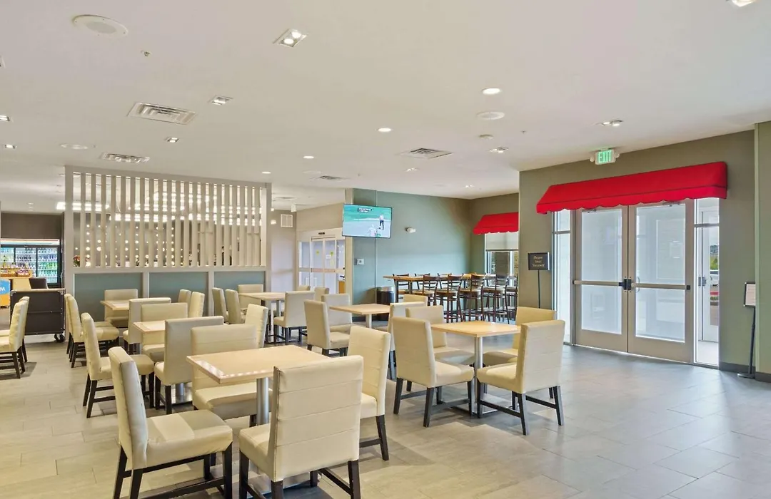 Best Western Plus Fillmore Inn & Suites-1