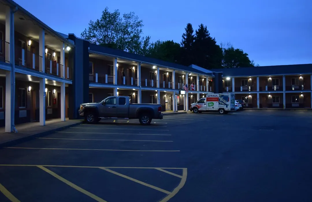 University Manor Inn-1