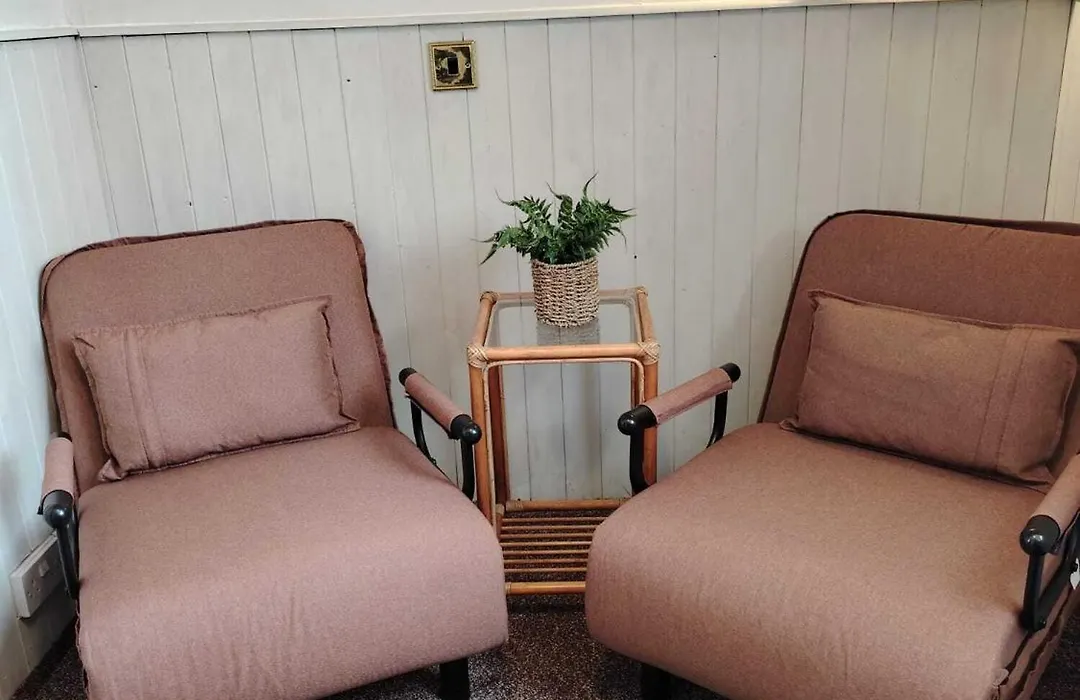 Greenlands Guest House-1