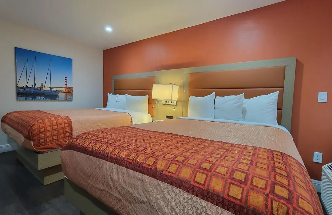 Presidio Parkway Inn-1