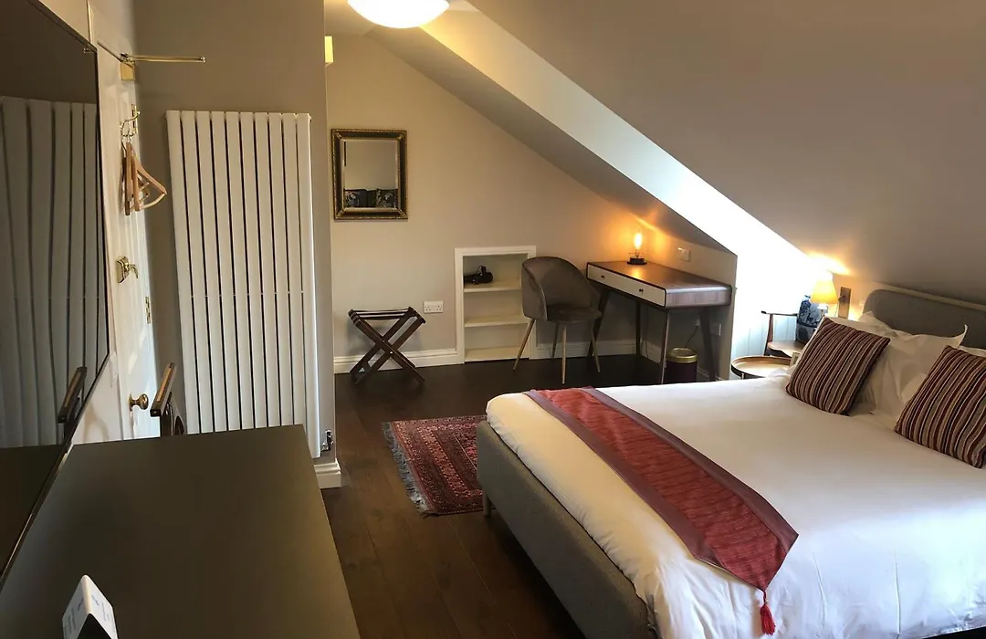 Sheridan Guest House-1